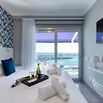 Teresita Mogamar Beachfront Apartamento *
