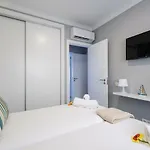 Teresita Mogamar Beachfront Apartamento *
