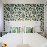 Teresita Mogamar Beachfront *