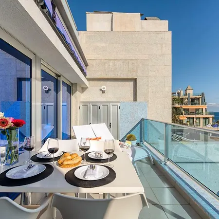 Teresita Mogamar Beachfront Apartment *